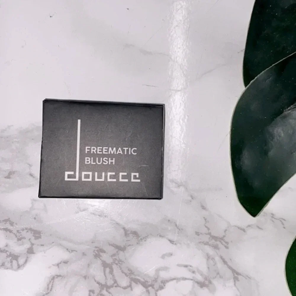 Freematic blush in daydream